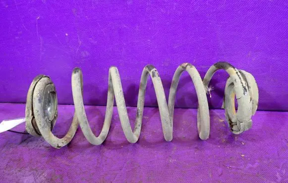 Mitsubishi Colt Rear coil spring