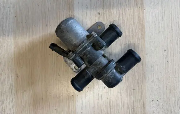 Seat Leon (5F) Coolant heater control valve 5Q0906457C
