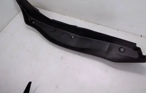 Fender foam support/seal