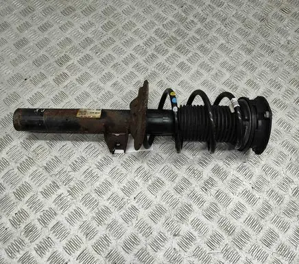 Volkswagen PASSAT B8 Front shock absorber/damper 3Q0413031BP