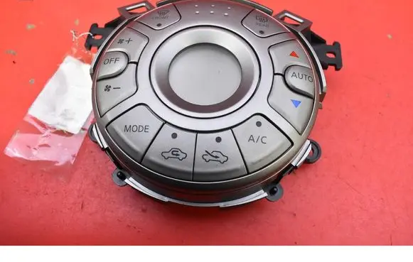 Nissan Micra Climate control unit 275101HH0C