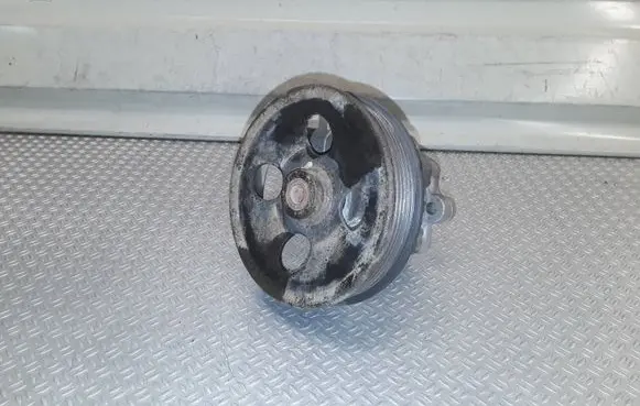 Hyundai Sonata Power steering pump 571003K000