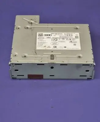 Audi Q7 4M GPS navigation control unit/module 4M2035070A 4M2035070C