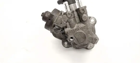 BMW X3 F25 Fuel injection high pressure pump 7810696