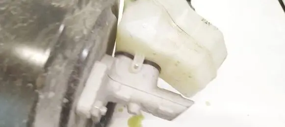 BMW 3 E90 E91 Master brake cylinder 