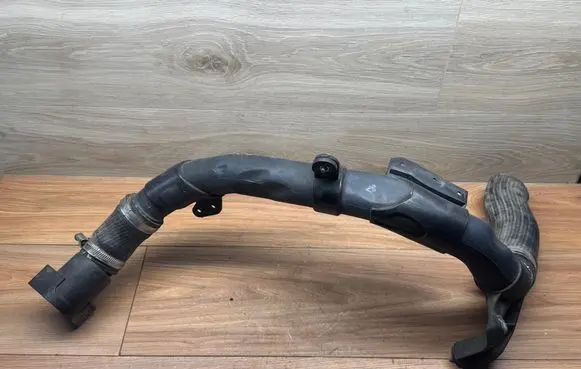 Seat Altea XL Turbo air intake inlet pipe/hose 03L131111J 322069 7811420004