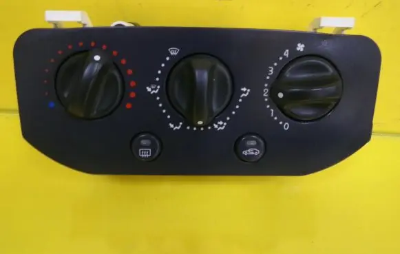 Interior fan control switch