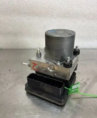 Renault Captur II Master brake cylinder