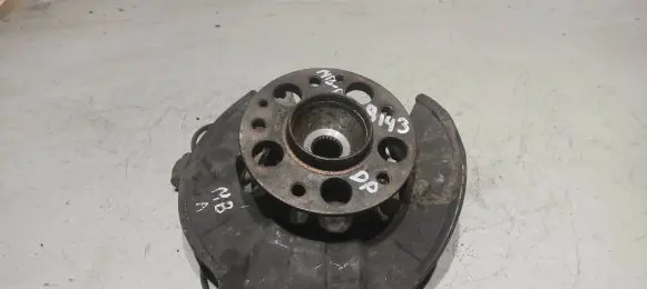 Mercedes-Benz A W168 Front wheel hub