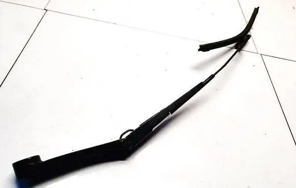 Hyundai i30 Front wiper blade arm f00s51f103