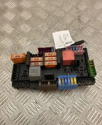 Mercedes-Benz E W213 Fuse module A2139068801