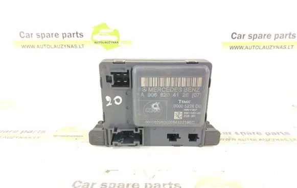 Mercedes-Benz Sprinter W906 Door control unit/module 9068204126 A9068204126