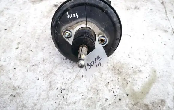Audi A6 S6 C5 4B Brake booster