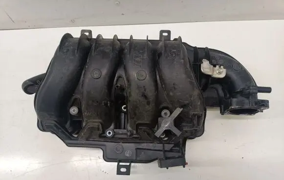 Lexus NX Intake manifold
