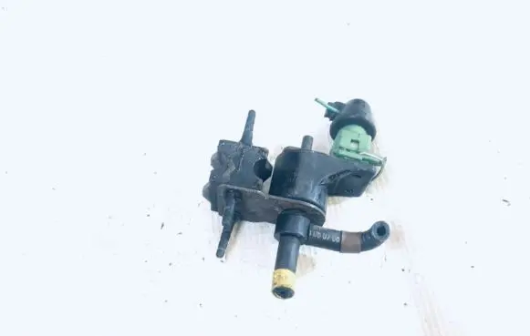 Citroen Berlingo Turbo solenoid valve 9623476080