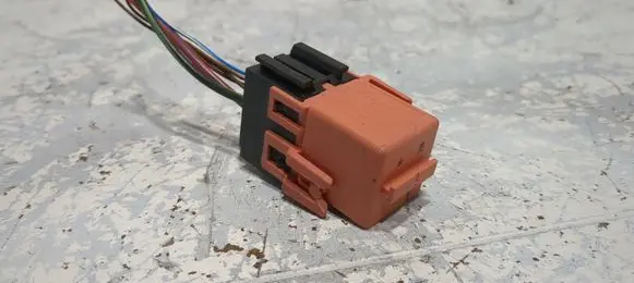 BMW 5 E60 E61 Other relay 12631742690
