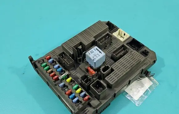 Citroen C8 Central body control module 1400310480 IMPRK1469893