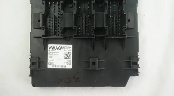 Volkswagen Tiguan Comfort/convenience module 5K0937086N 5WG50410