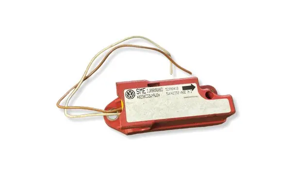 Volkswagen Golf IV Airbag deployment crash/impact sensor 1J0909606D