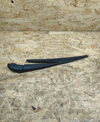 Fiat 500E Rear wiper blade arm 