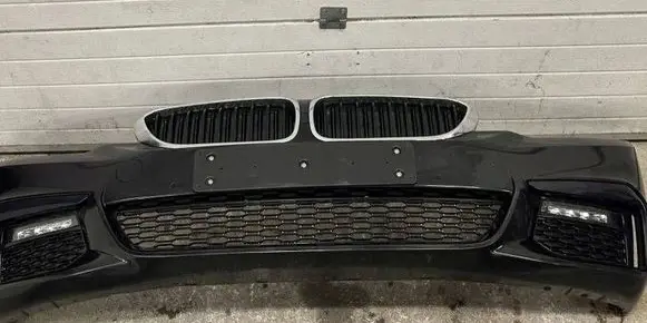 BMW 5 G30 G31 G38 Front bumper 8064928