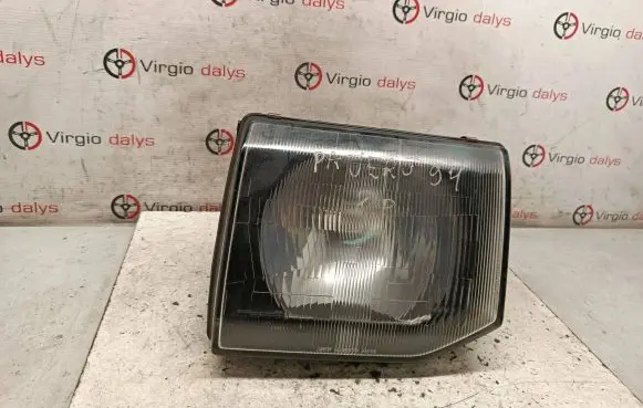 Mitsubishi Pajero Headlight/headlamp