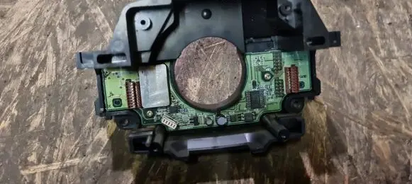 Multifunctional control switch/knob