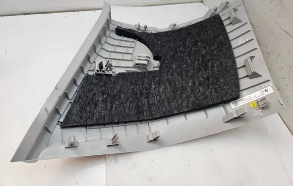 Volkswagen ID. Buzz (D)pillar trim (top) 1T3867246A 20220908