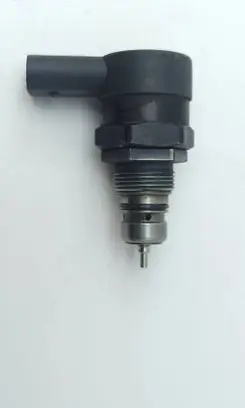 Mercedes-Benz Vito Viano W639 Fuel pressure regulator A6110780449 0281002494