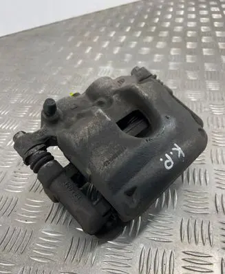 Nissan Navara D23 Front brake caliper L82247