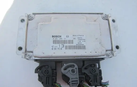 Peugeot 1007 Engine control unit/module 9658477080