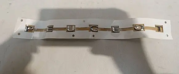 Peugeot 208 II Manufacturers badge/model letters 98284027DX
