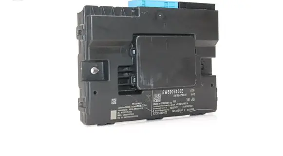 Audi A5 Gateway control module 8W6907468E