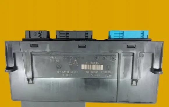 BMW 5 F10 F11 Central body control module 9244394