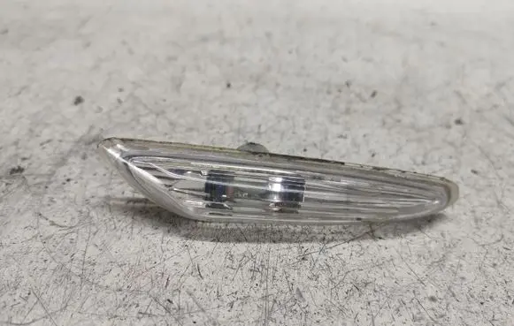 BMW 3 E46 Front fender indicator light