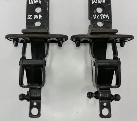 Volvo XC70 Tailgate/trunk/boot hinge 31218425