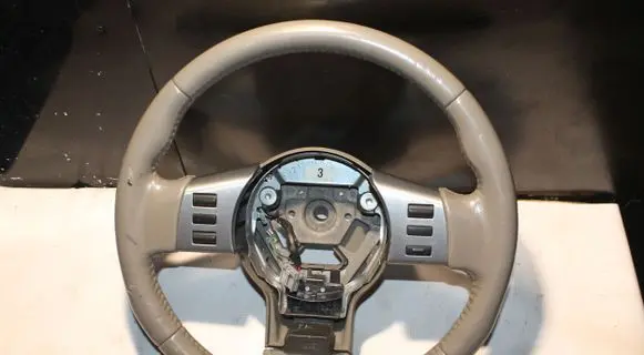 Infiniti FX Steering wheel 484D21