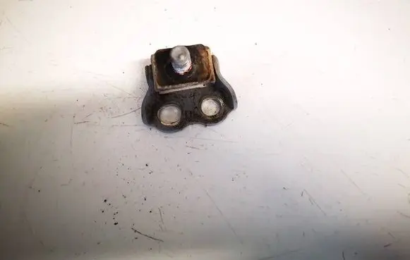 Toyota Yaris Tailgate/trunk/boot hinge