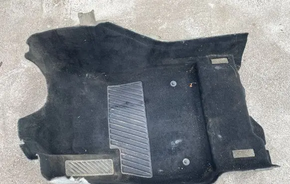Opel Insignia B Front floor carpet liner 39117266