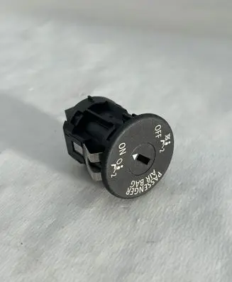 BMW 1 F20 F21 Passenger airbag on/off switch 9198886