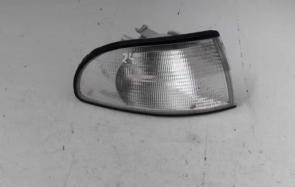 Audi A4 S4 B5 8D Front indicator light 183565B