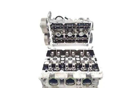 Volkswagen Up Engine head 04C103404B 04C103475D