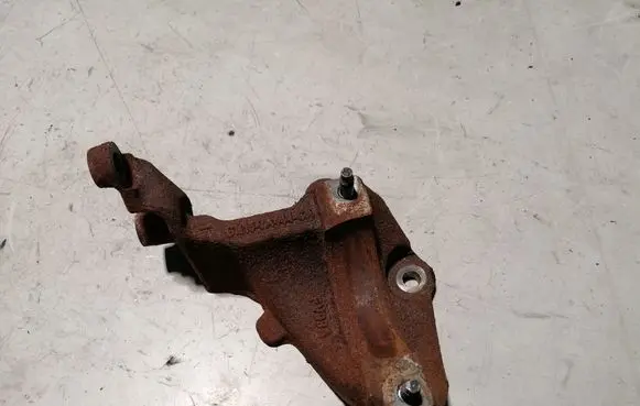 Ford Ecosport Driveshaft support bearing bracket GN157A444CA