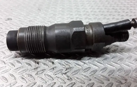BMW 5 E39 Fuel injector KCA21S71