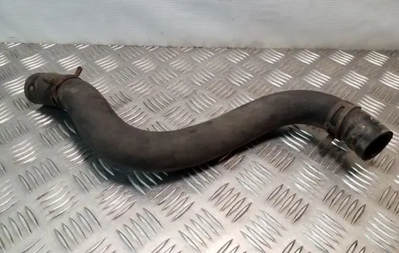 Hyundai Santa Fe Engine coolant pipe/hose 2541126410