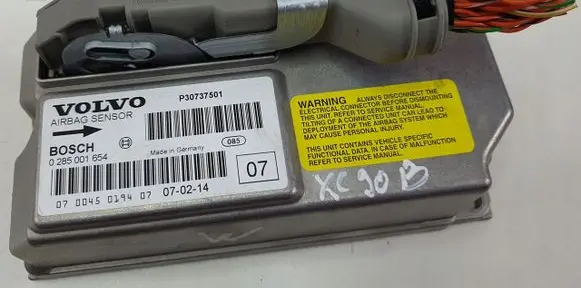 Volvo XC90 Airbag control unit/module P30737501