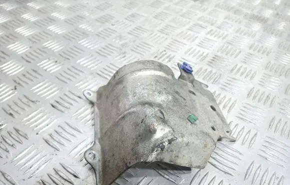 Mazda CX-7 Fuel filter bracket/mount holder 