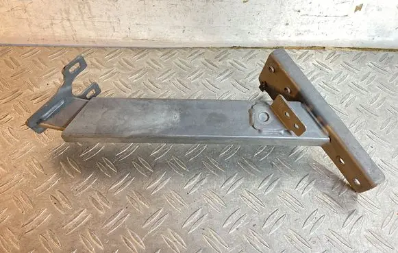 Mercedes-Benz C W205 Top upper radiator support slam panel A2056207900