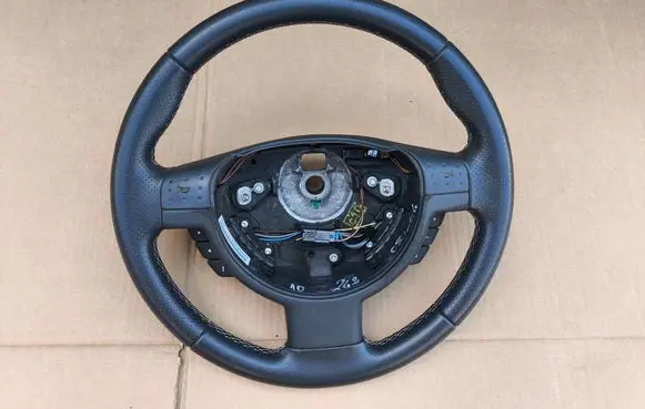 Opel Tigra B Steering wheel CV250321XXN