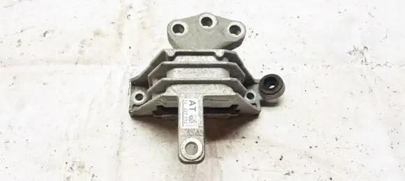 Engine mount bracket